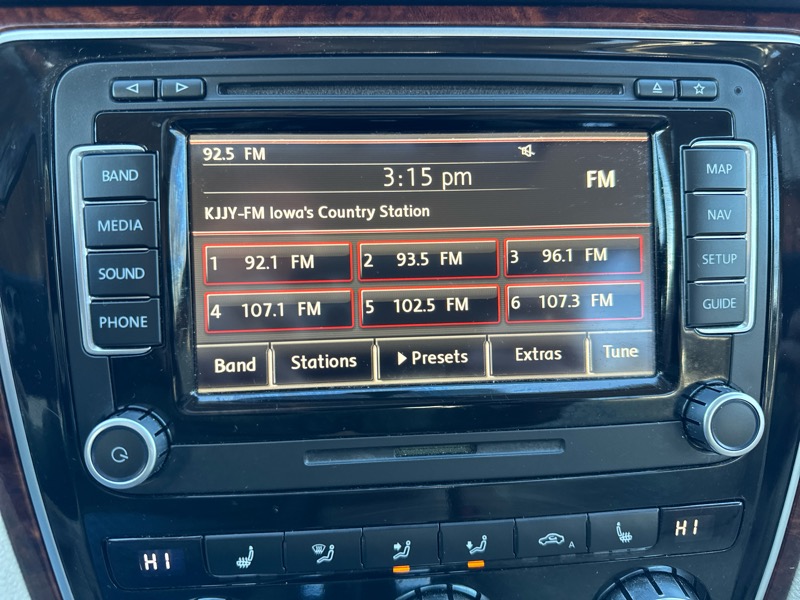 Volkswagen Passat 2.0L TDI SEL Premium 2013