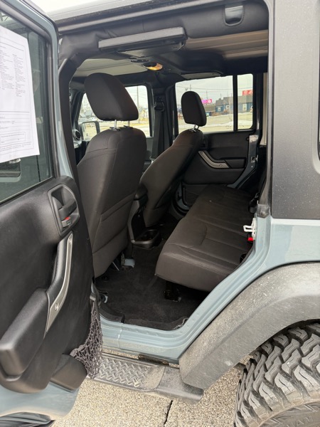 Jeep Wrangler Unlimited Sport 4WD 2015