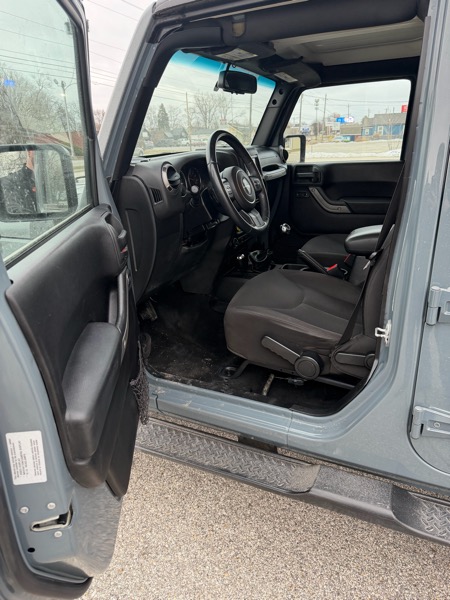 Jeep Wrangler Unlimited Sport 4WD 2015