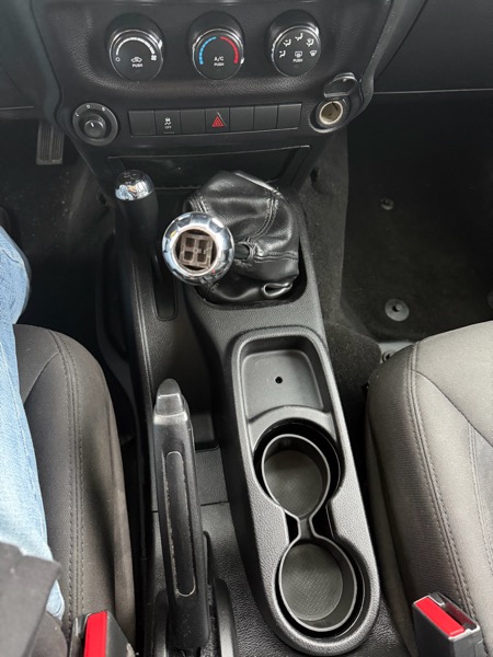 Jeep Wrangler Unlimited Sport 4WD 2015