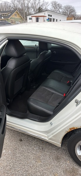 Chevrolet Malibu 2LT 2011