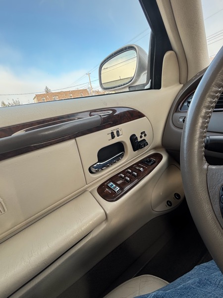 Lincoln Town Car Signature 1999