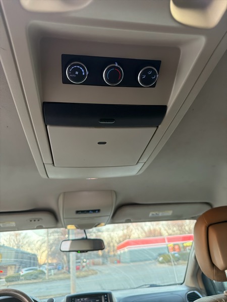 Chrysler Town & Country Touring 2014