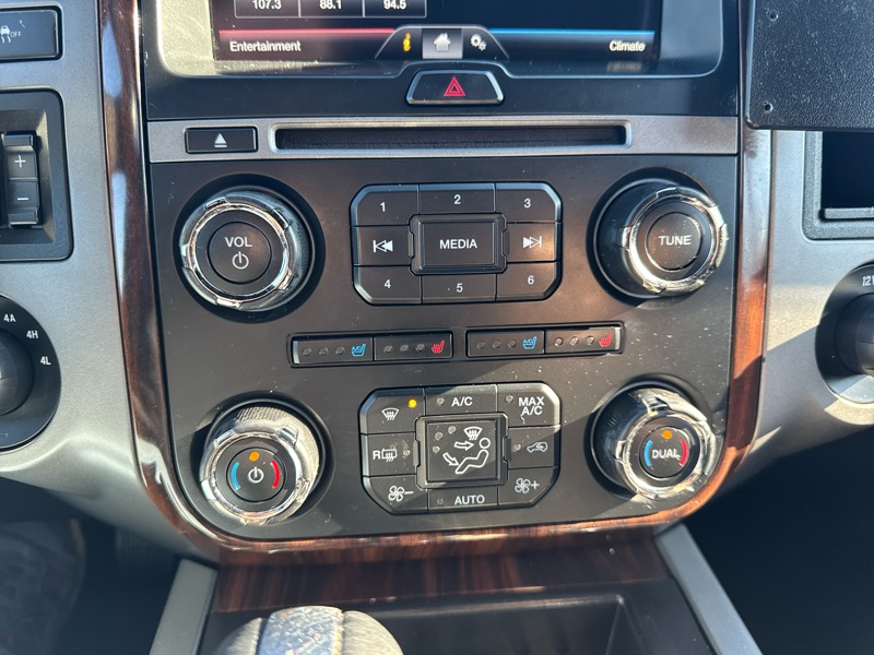 Ford Expedition EL Platinum 4WD 2015