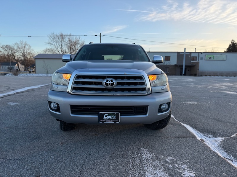 Toyota Sequoia Plantium 4WD FFV 2010
