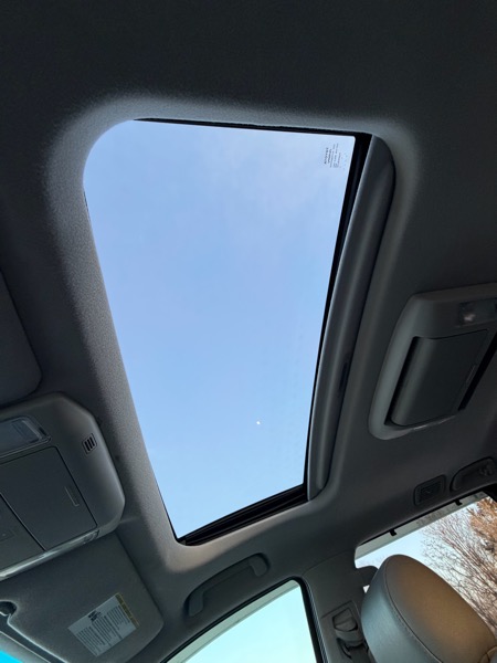 Toyota Sequoia Plantium 4WD FFV 2010