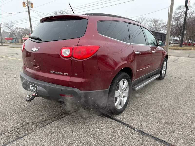Chevrolet Traverse LTZ AWD 2010