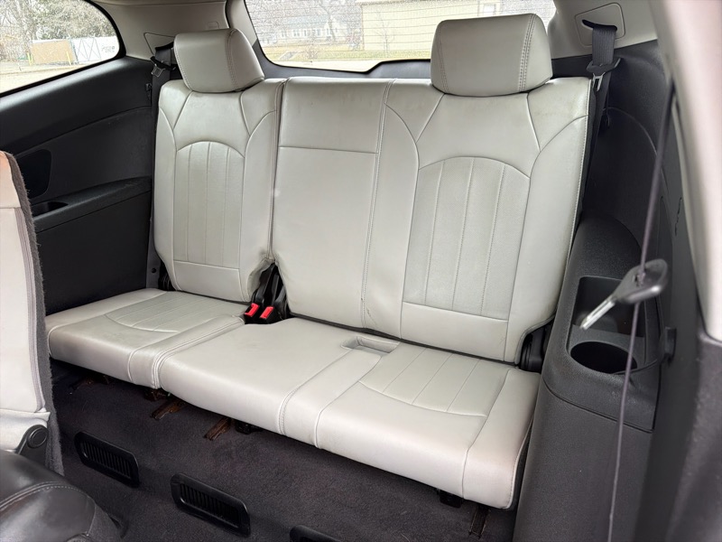 Chevrolet Traverse LTZ AWD 2010