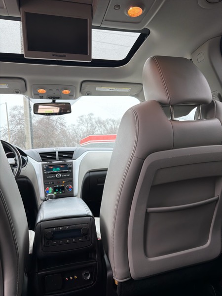 Chevrolet Traverse LTZ AWD 2010