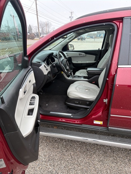 Chevrolet Traverse LTZ AWD 2010