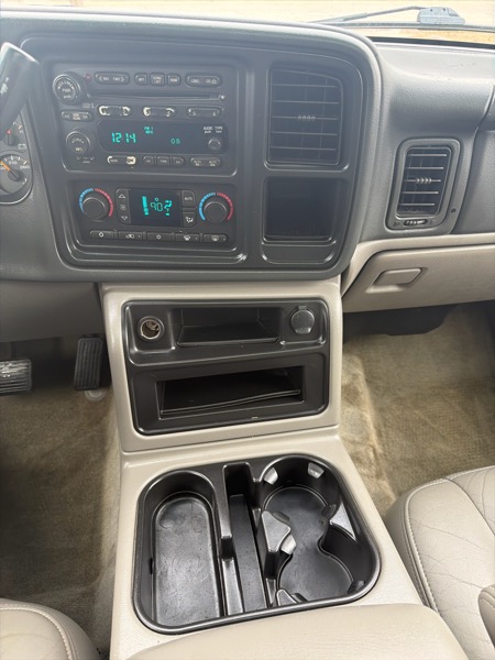 Chevrolet Tahoe 4WD 2005