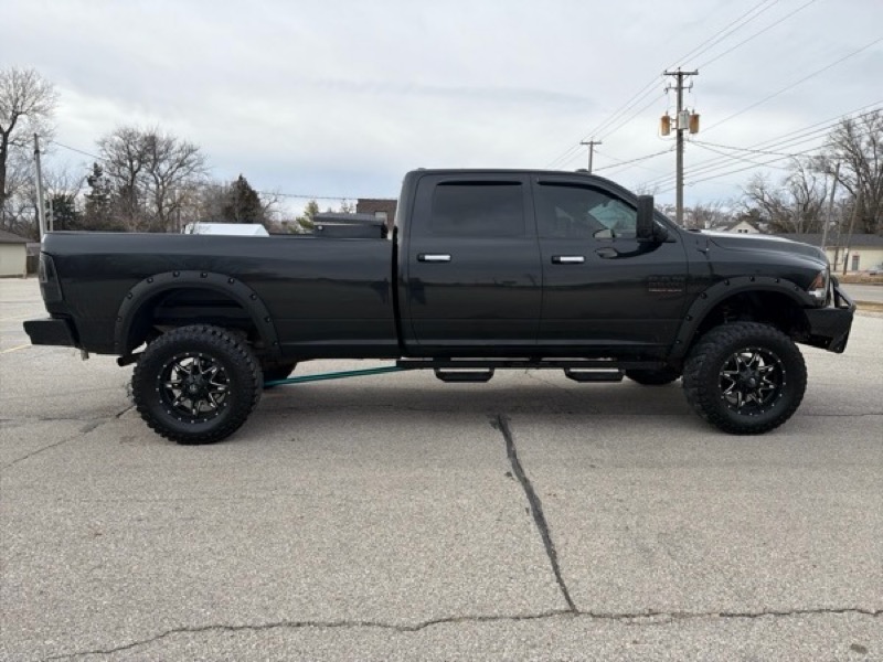 RAM 2500 Laramie Crew Cab LWB 4WD 2011