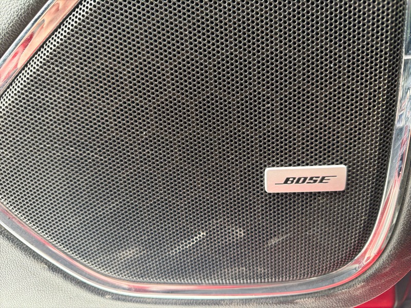 Chevrolet Suburban LT 1500 4WD 2015