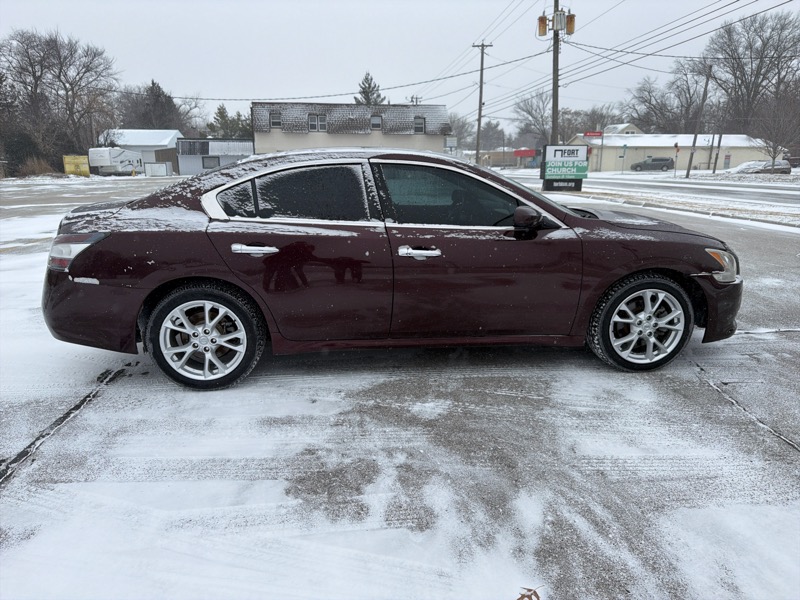 Nissan Maxima SV 2014