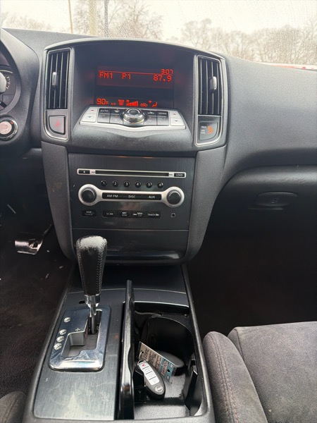 Nissan Maxima SV 2014