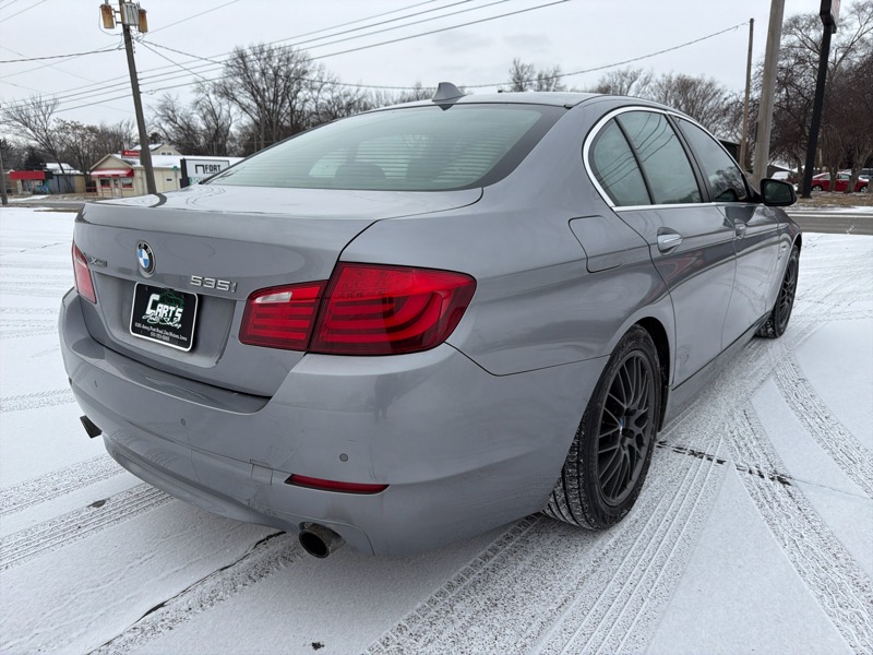 BMW 5-Series 535i xDrive 2012