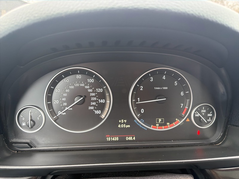 BMW 5-Series 535i xDrive 2012