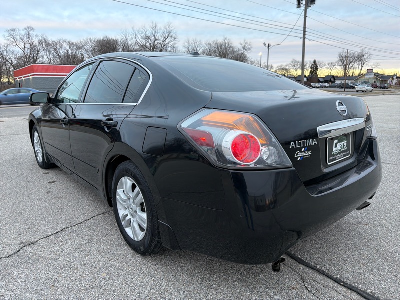 Nissan Altima 2.5 S 2010