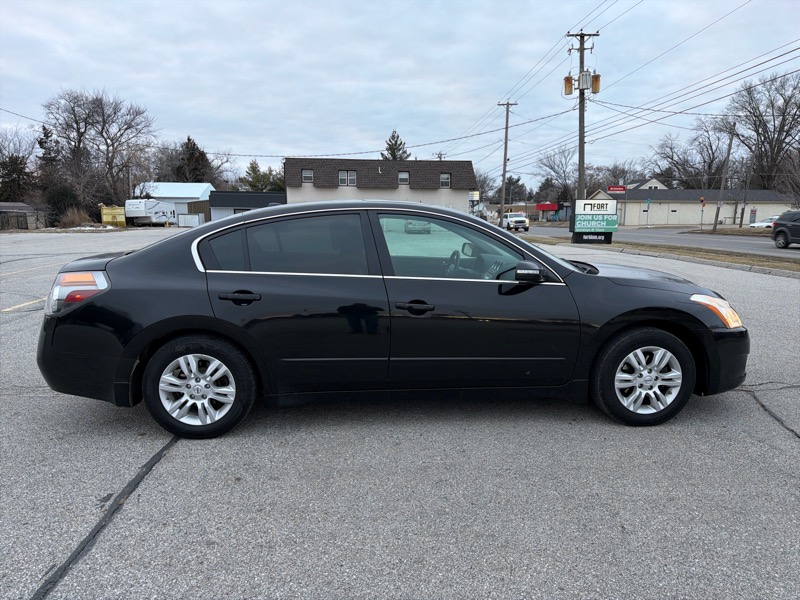 Nissan Altima 2.5 S 2010