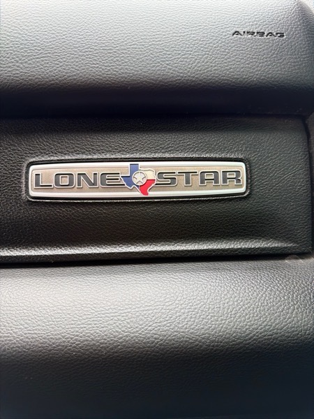 RAM 1500 2WD Crew Cab 140.5" Lone Star 2019