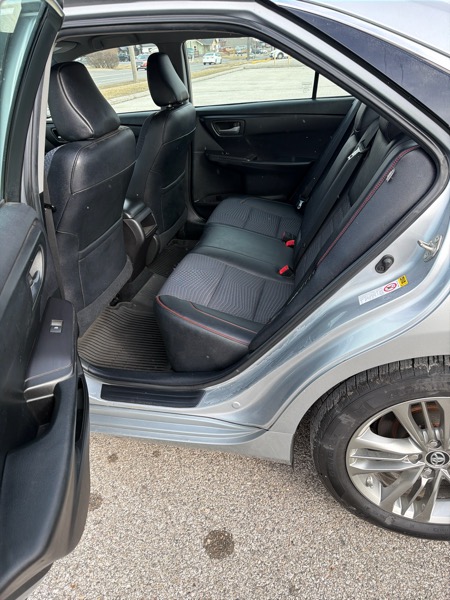 Toyota Camry Hybrid XLE 2015