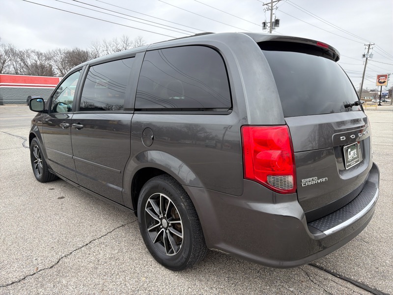 Dodge Grand Caravan R/T 2016