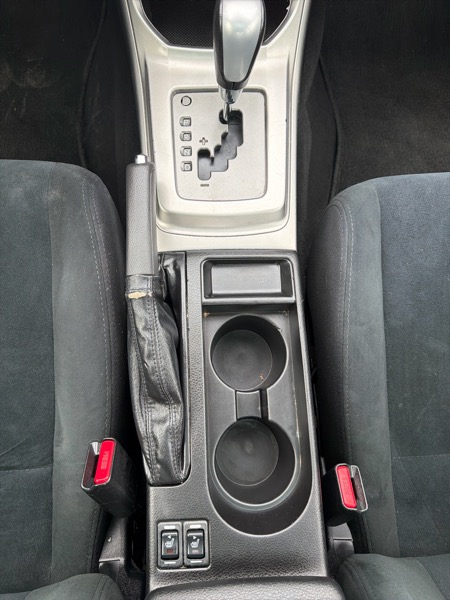 Subaru Impreza 2.5i Premium 4-Door 2010