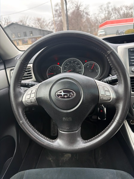 Subaru Impreza 2.5i Premium 4-Door 2010