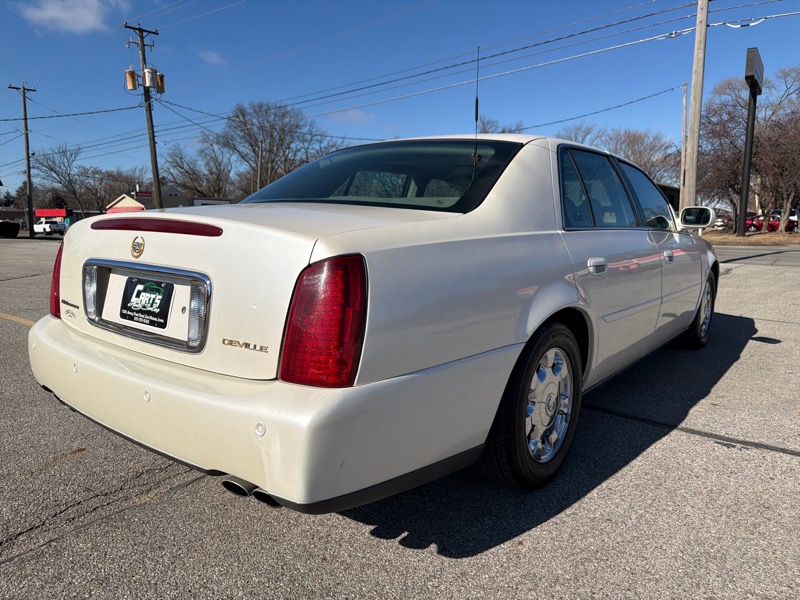 Cadillac DeVille Sedan 2002