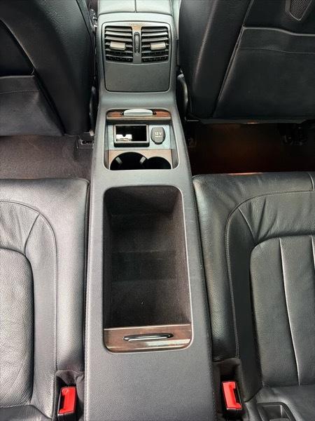 Mercedes-Benz CLS-Class CLS550 4MATIC 2013