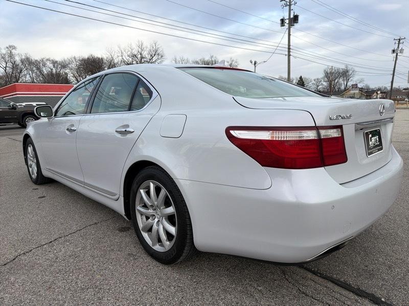 Lexus LS 460 Luxury Sedan 2008