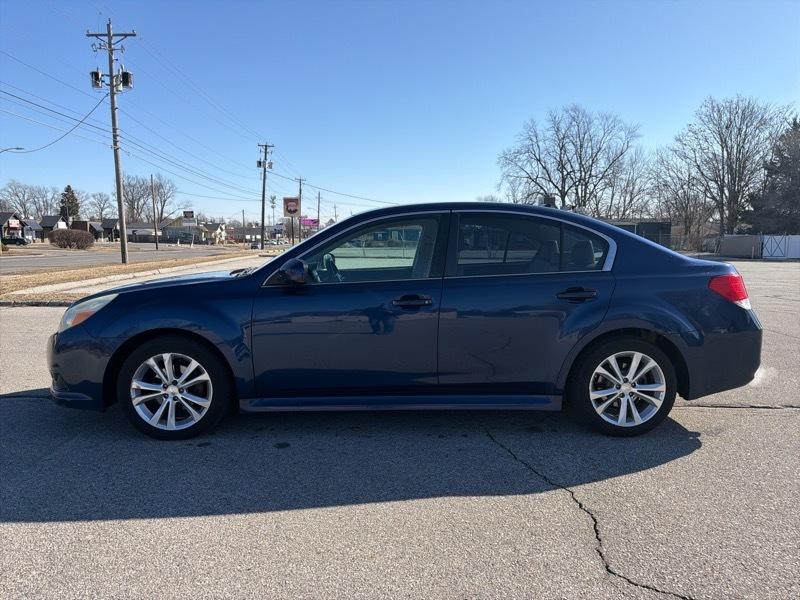 Subaru Legacy 2.5i Limited 2011