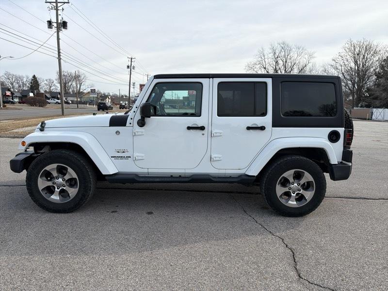 Jeep Wrangler Unlimited Sahara 4WD 2017