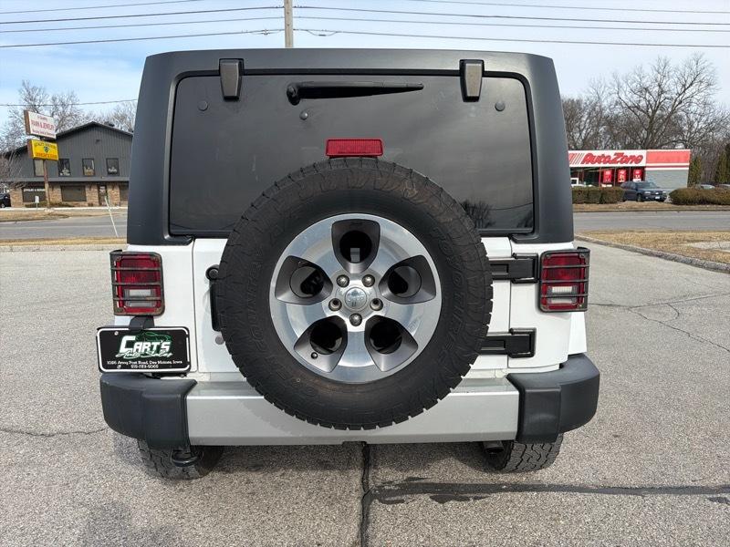 Jeep Wrangler Unlimited Sahara 4WD 2017
