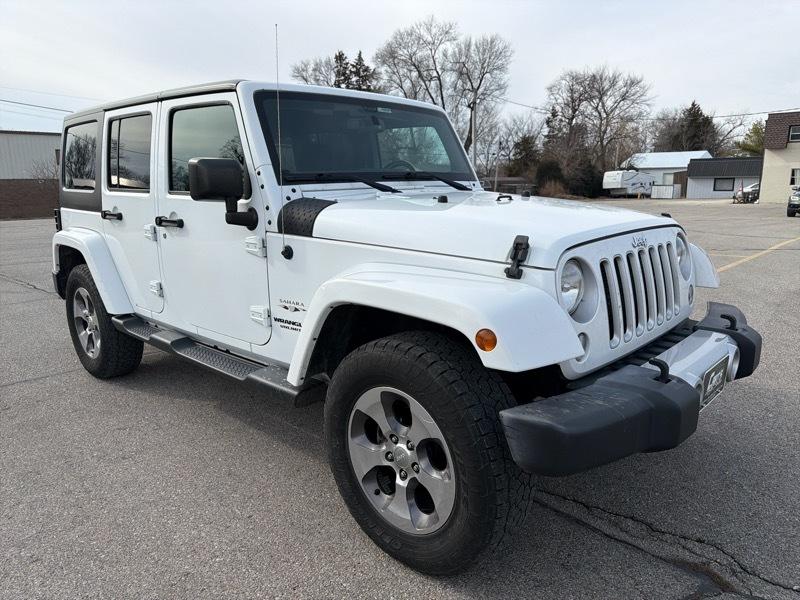 Jeep Wrangler Unlimited Sahara 4WD 2017