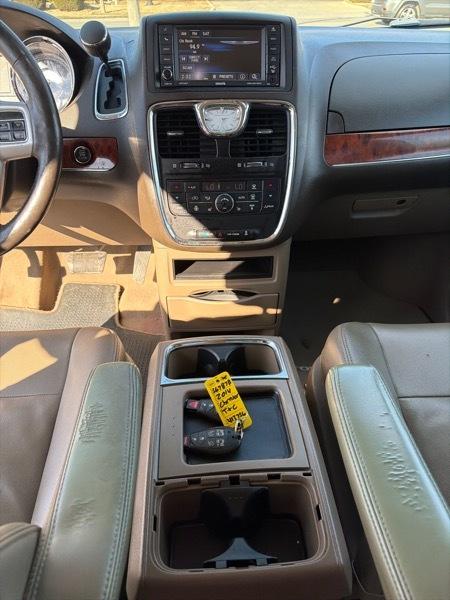 Chrysler Town & Country Touring 2014