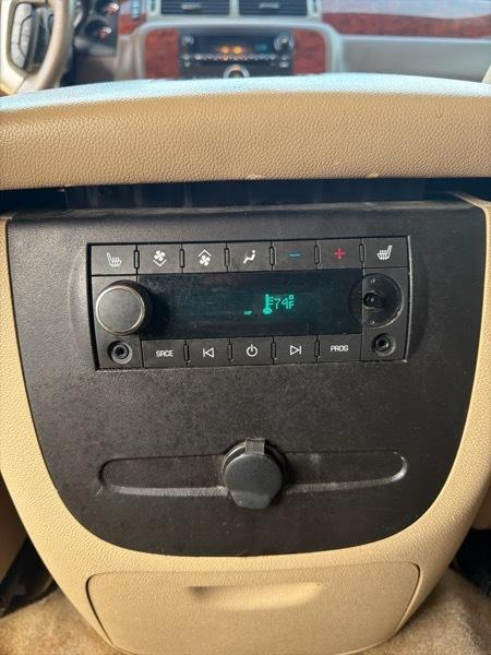 Chevrolet Tahoe LT 4WD 2012