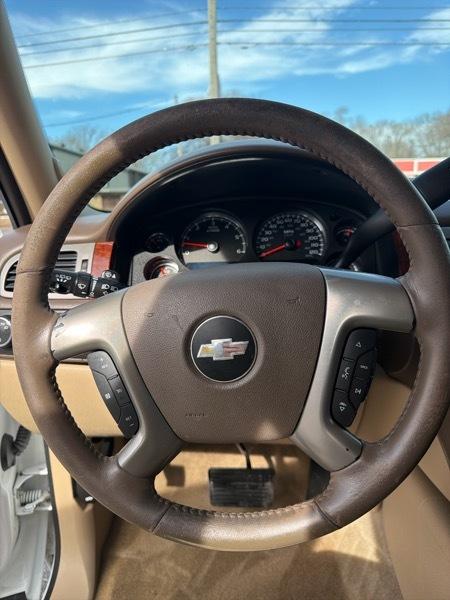 Chevrolet Tahoe LT 4WD 2012