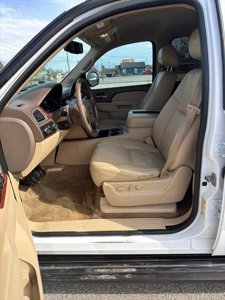 Chevrolet Tahoe LT 4WD 2012