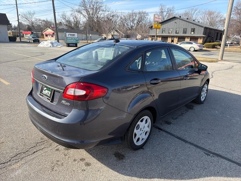 Ford Fiesta S Sedan 2013