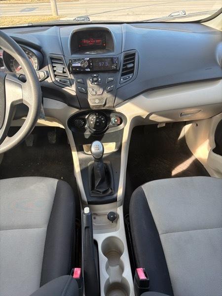 Ford Fiesta S Sedan 2013