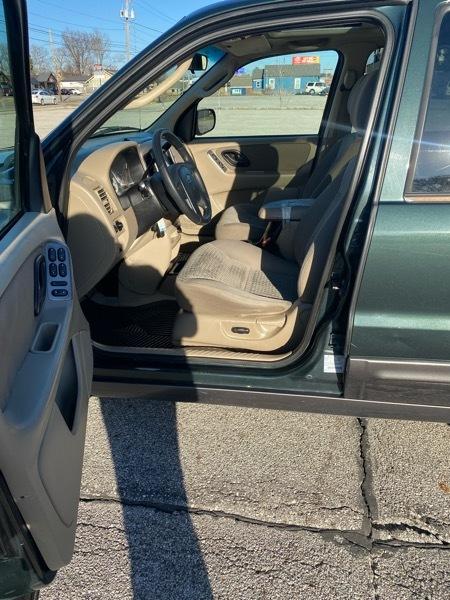 Ford Escape XLT 4WD 2004