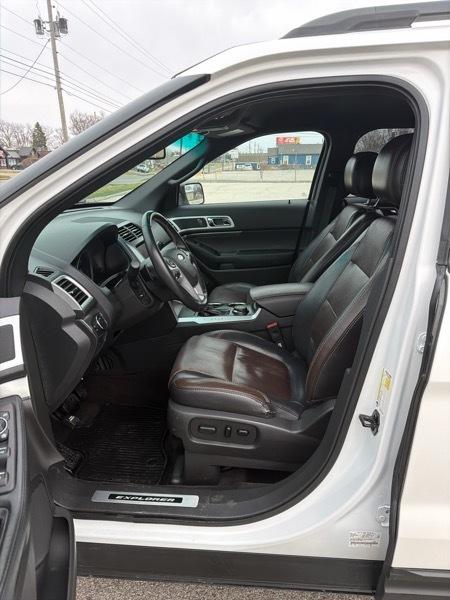 Ford Explorer Sport 4WD 2013