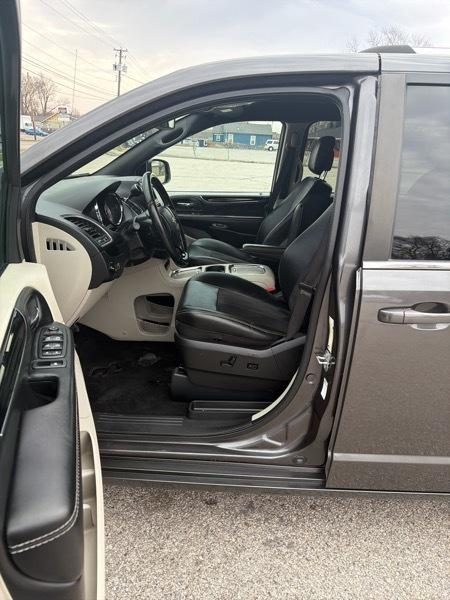 Dodge Grand Caravan SXT 2019