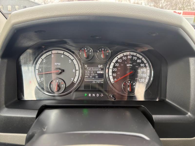 RAM 1500 SLT Crew Cab 4WD 2012