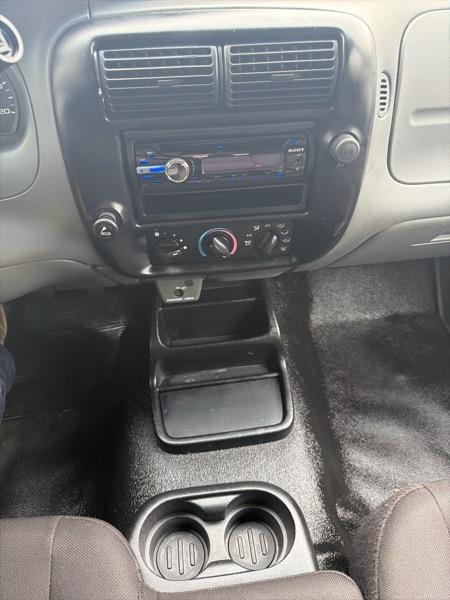 Ford Ranger XLT SuperCab 2-Door 2WD 2005