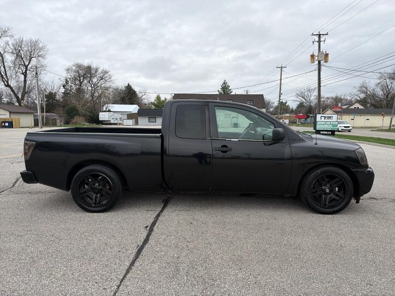 Nissan Titan XE King Cab 2WD 2005