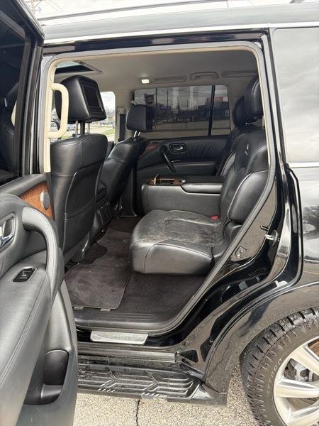 Infiniti QX56 4WD 2012