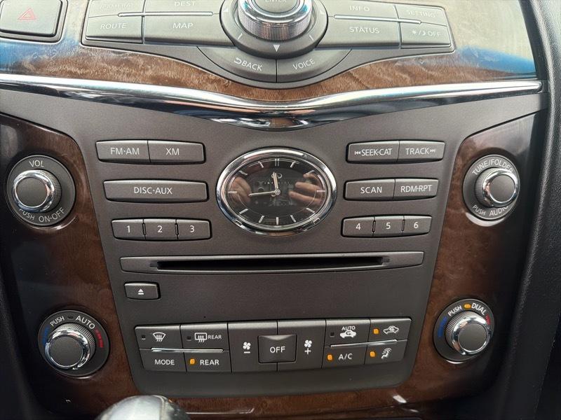 Infiniti QX56 4WD 2012