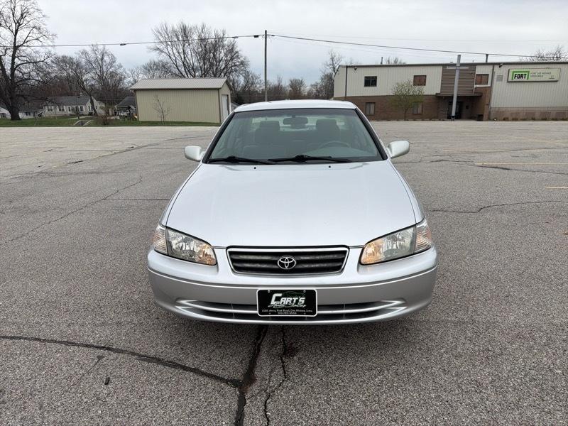 Toyota Camry LE V6 2000